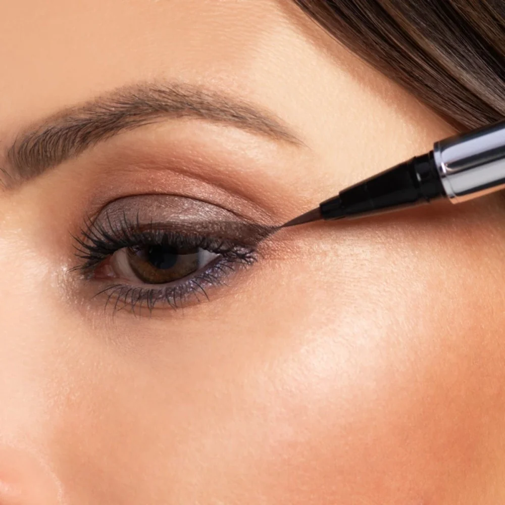 High Precision Liquid Liner 03 Brown - 0,55ml - Image 2
