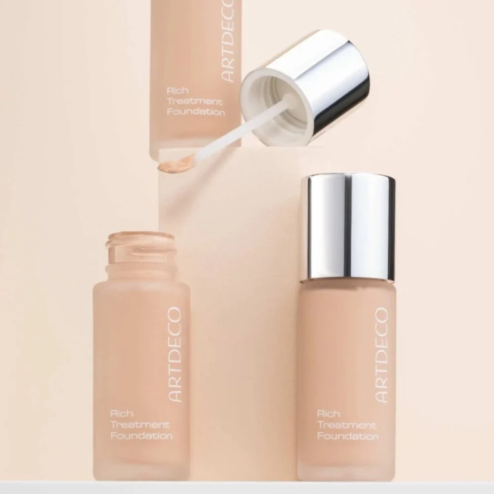 Rich Treatment Foundation - 20ml - Image 3