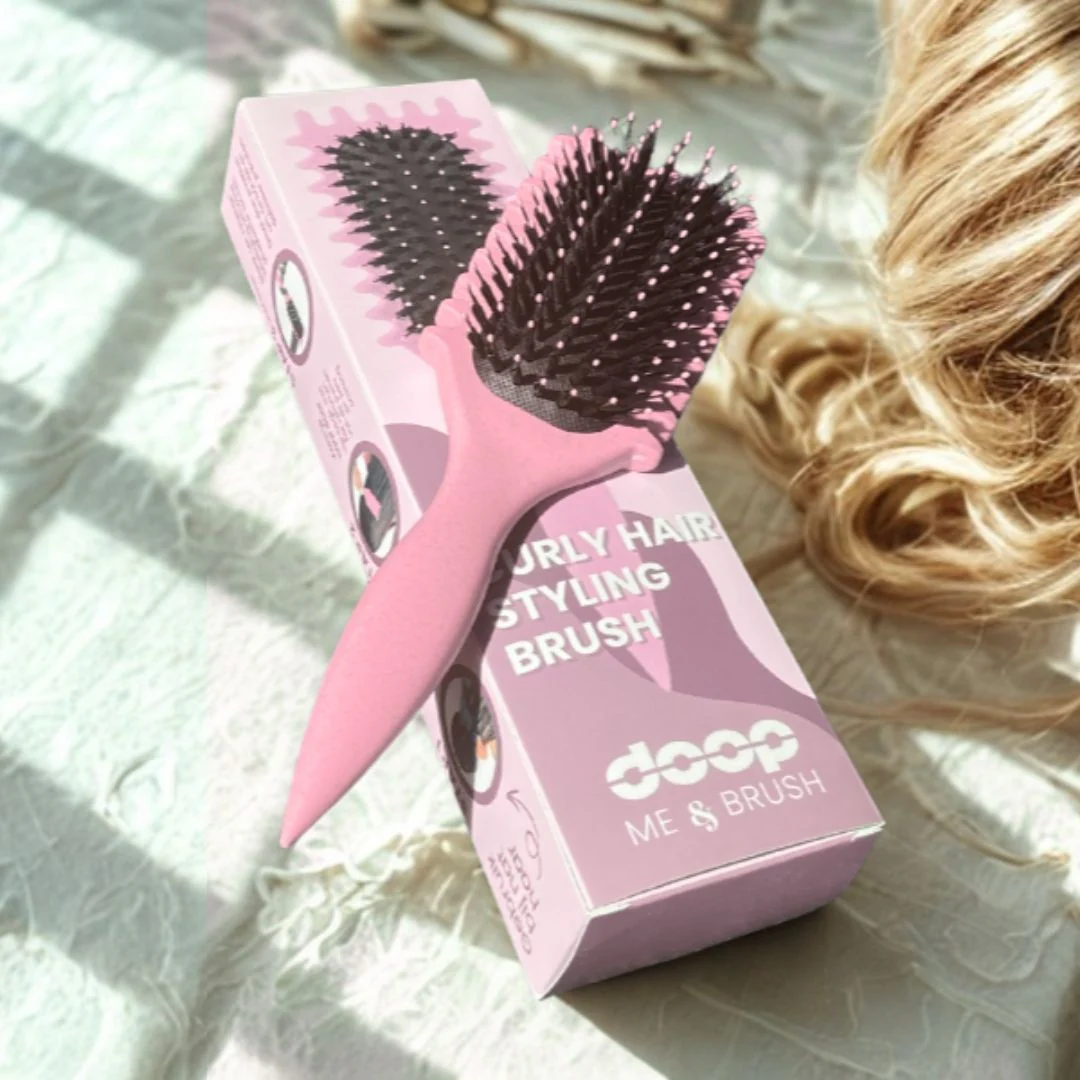 Me & Brush Curly Hair Styling Brush - Image 4
