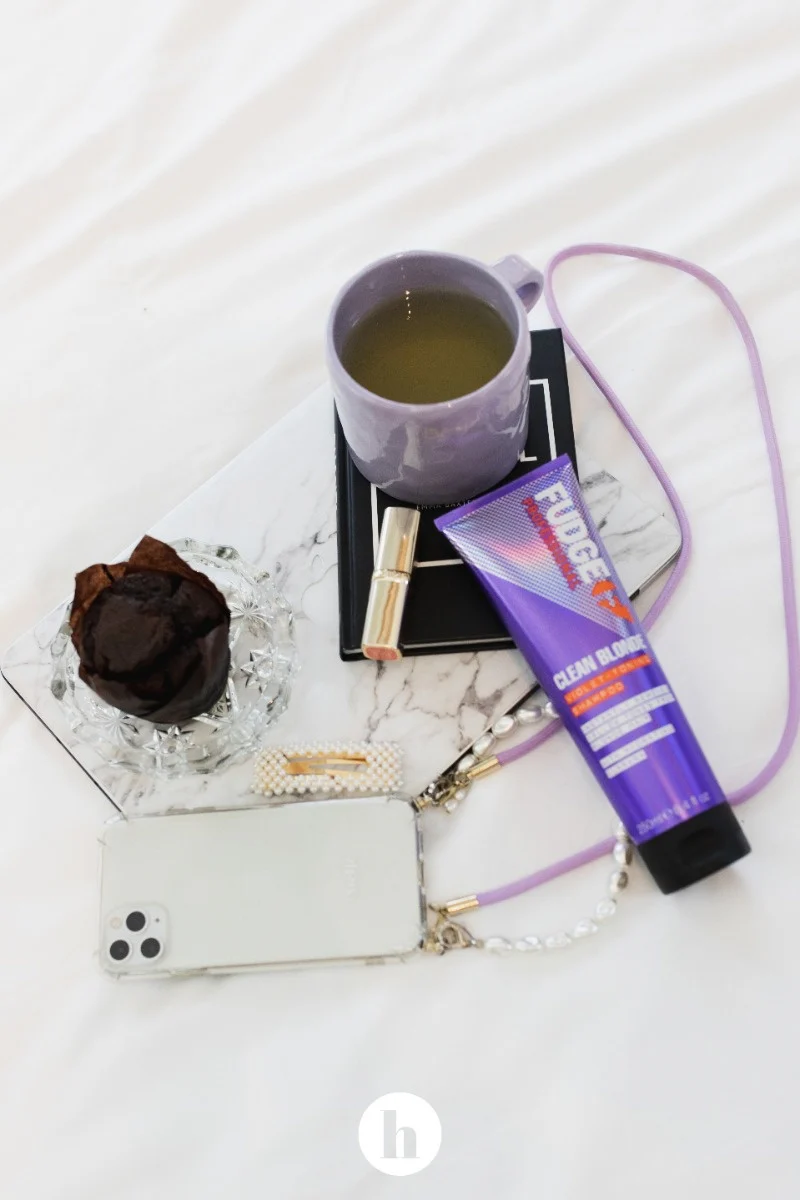 Clean Blonde Violet Toning Shampoo - Image 3