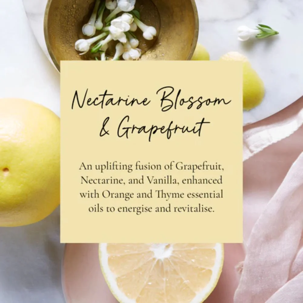 Nectarine Blossom & Grapefruit Candle - 200gr - Image 4