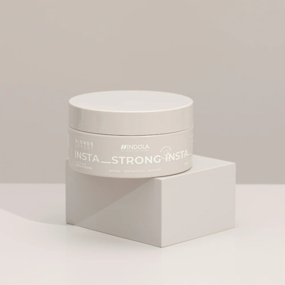 Blonde Expert Insta Strong Treatment - Image 4