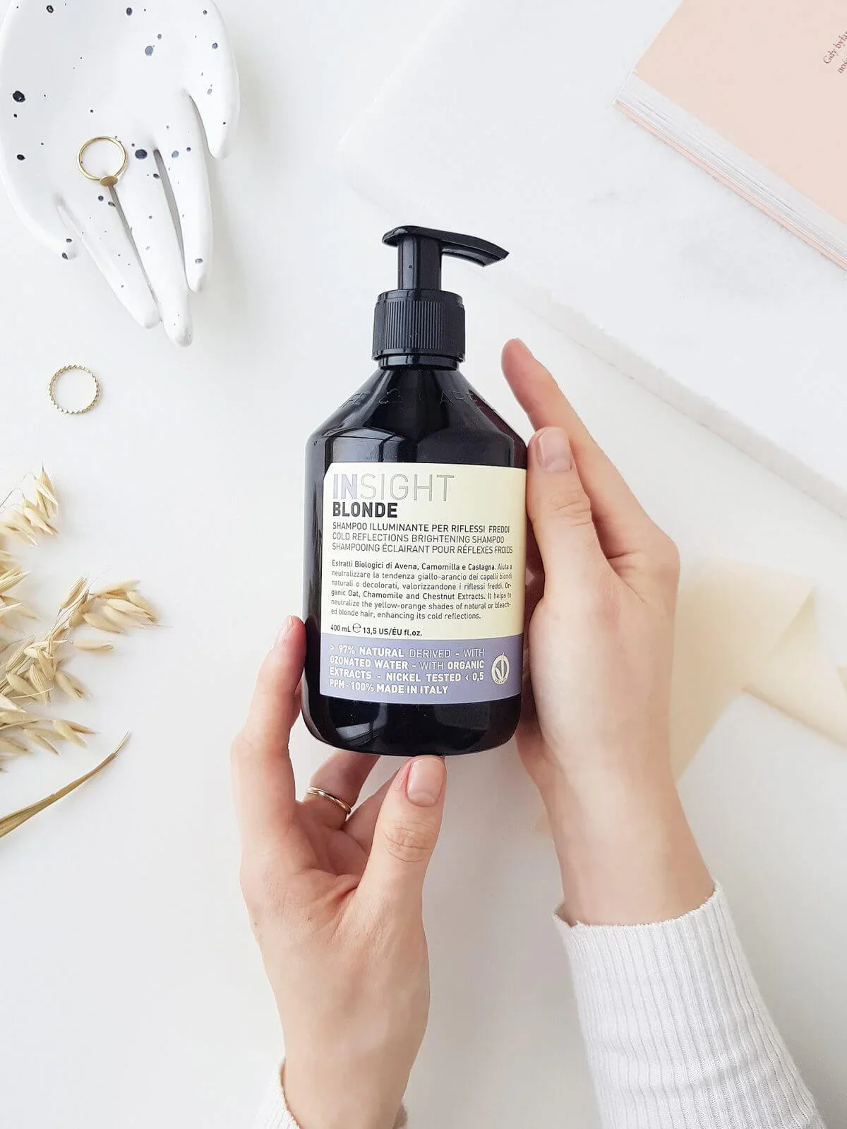 Blonde Cold Reflections Brightening Shampoo - Image 2
