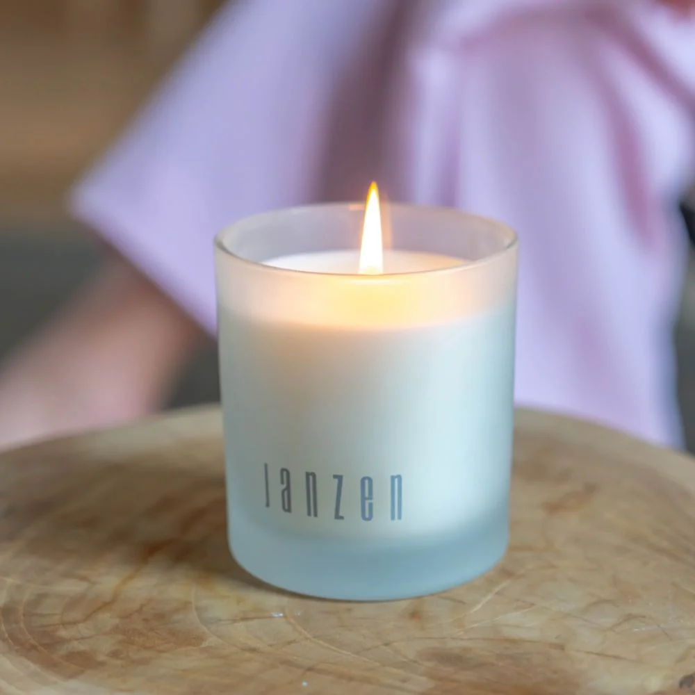Scented Candle Black 22 - 210gr - Image 3