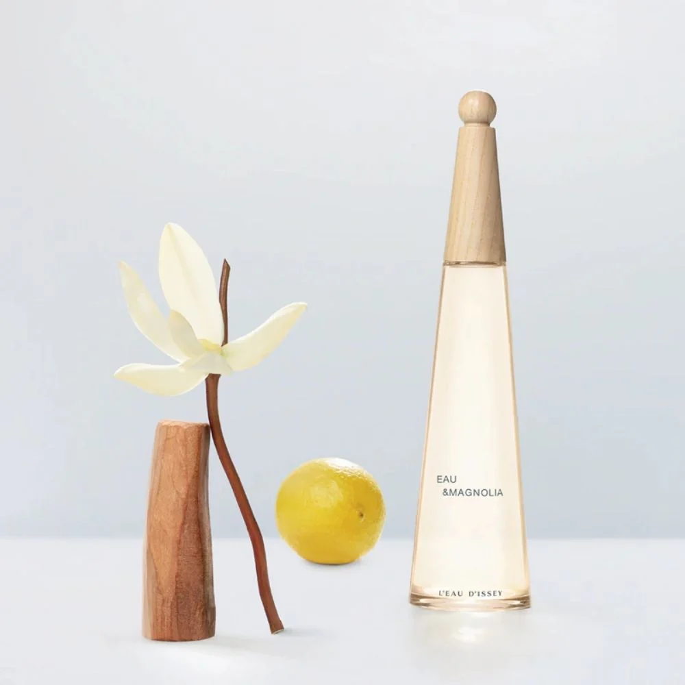 L'Eau D'Issey Magnolia Intense Eau de Toilette - 50 ml - Image 3
