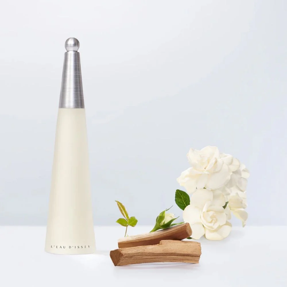 L'Eau D'Issey Pour Femme Eau de Toilette - 50 ml - Image 3