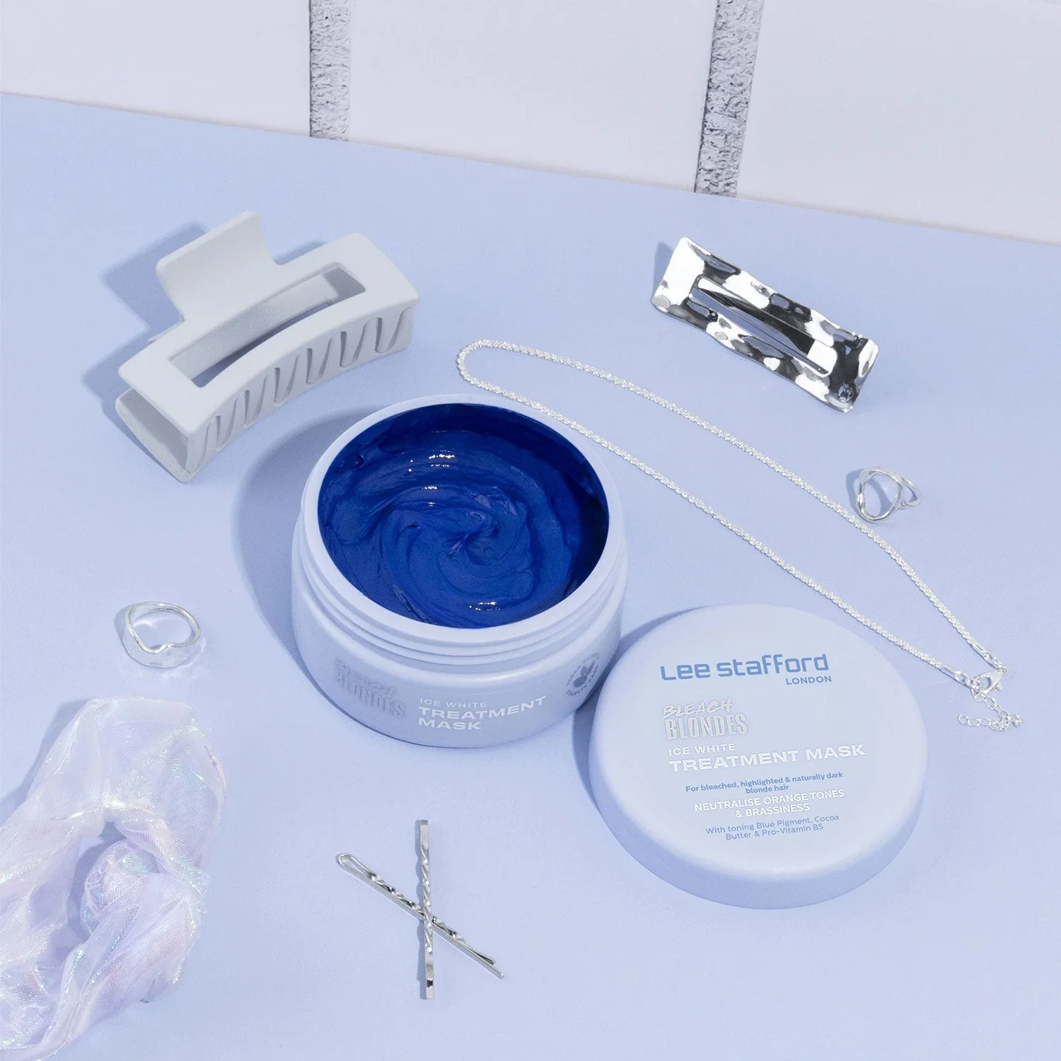 Bleach Blondes Ice White Toning Treatment Mask - 200ml - Image 5