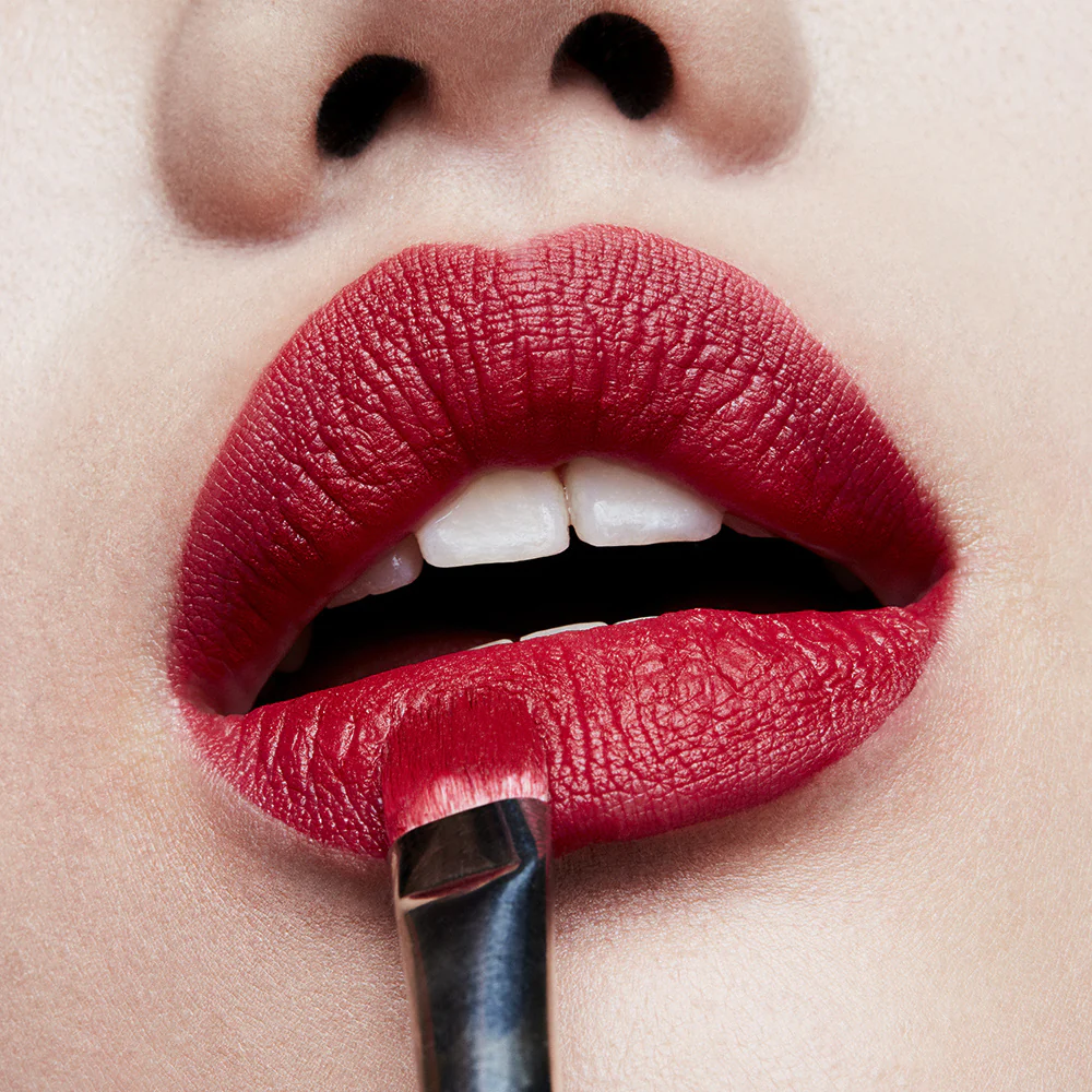 Macximal Silky Matte Lipstick 3,5g - 612 RUSSIAN RED - Image 3
