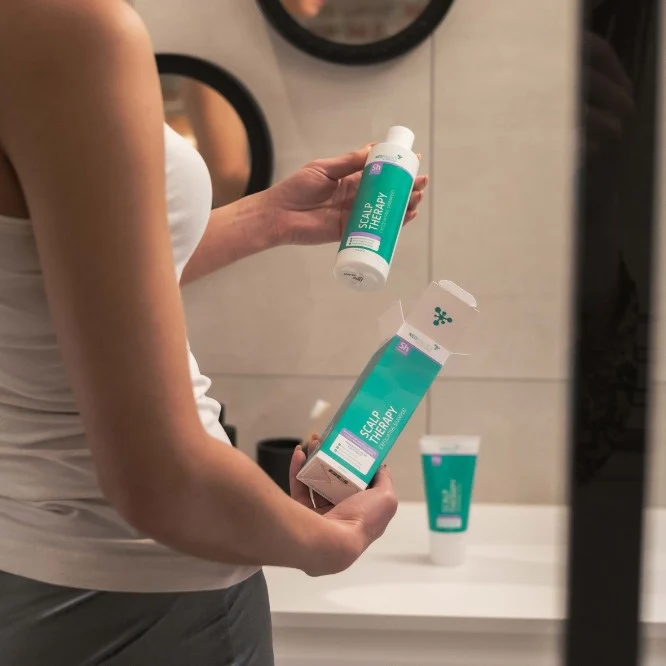 Scalp Therapy Exfoliating Shampoo - 250ml - Image 3