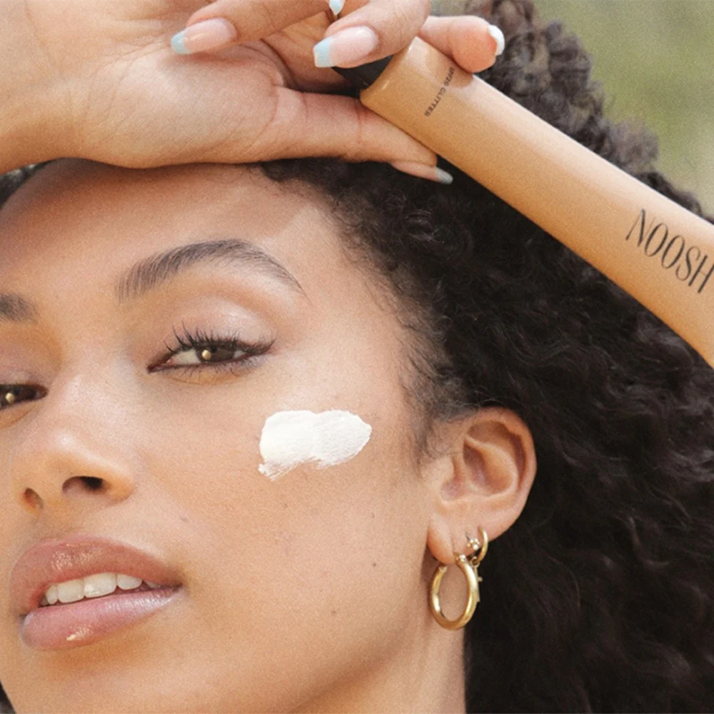 Sunlit Skin Irresistibly Iridescent SPF 20 Glitter - 50ml - Image 2