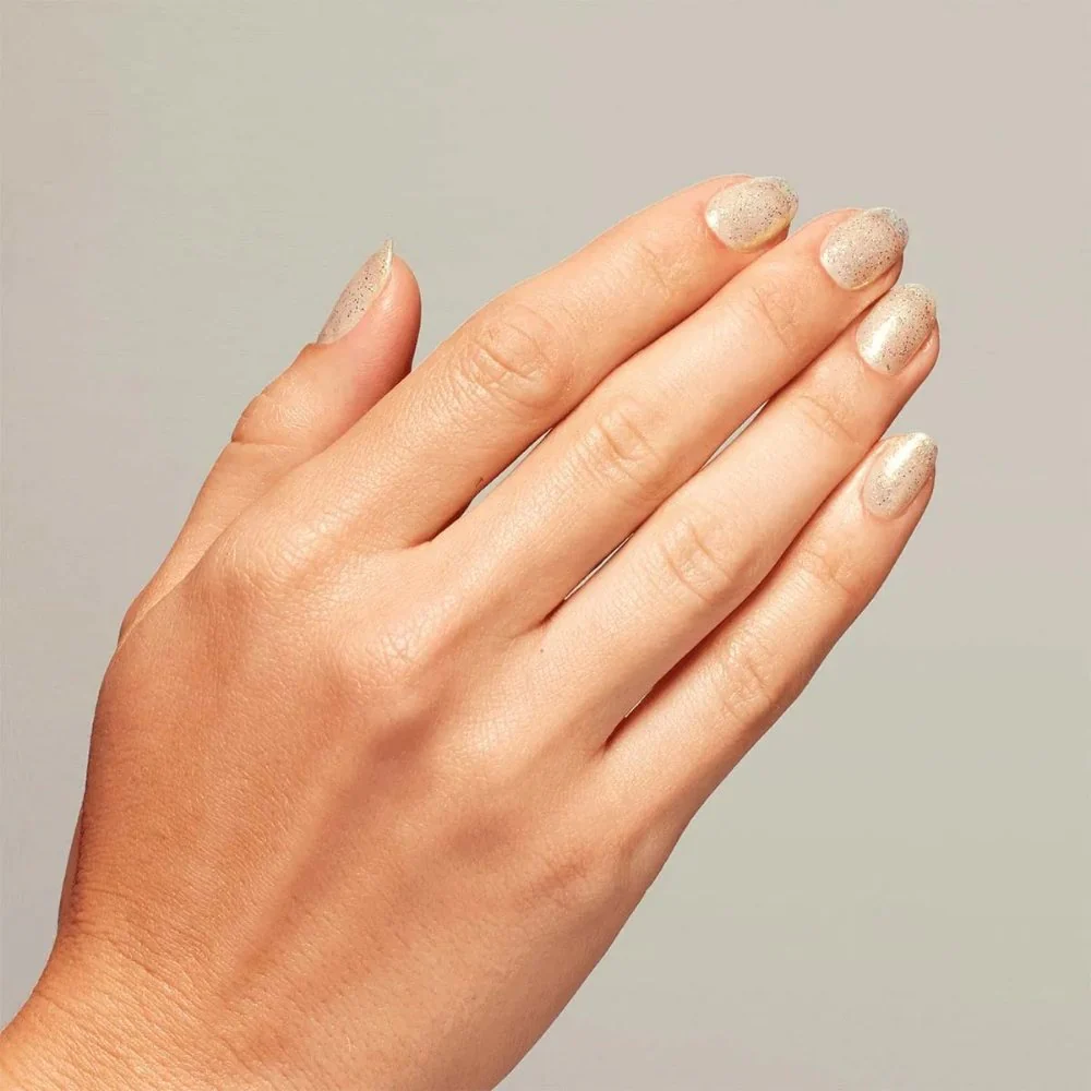 Nail Lacquer  Gliterally Shimmer - 15ml - Image 2