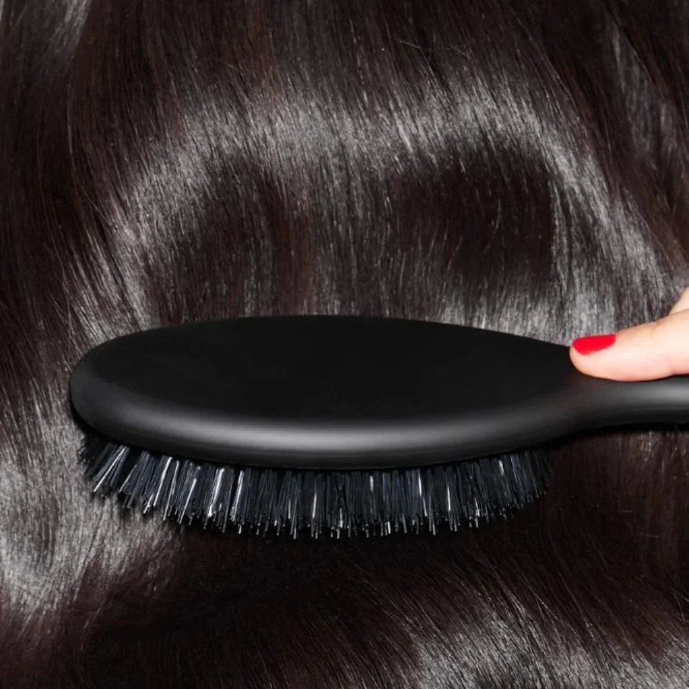 Oval Dressing Brush The Dresser - Image 3