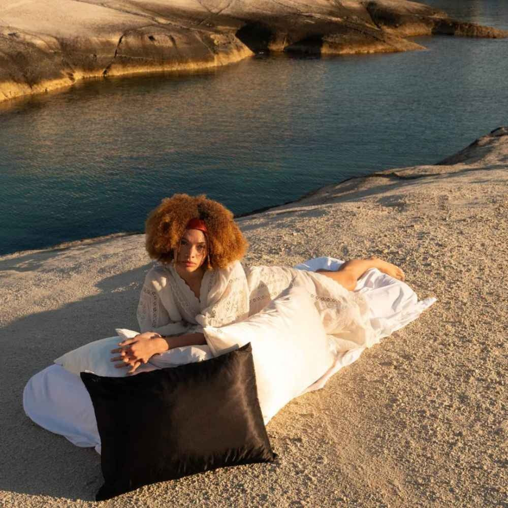 The Satin Pillowcase Lava Stone Black - Image 5